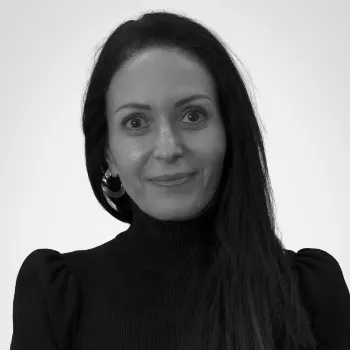 Hasna Prêtre